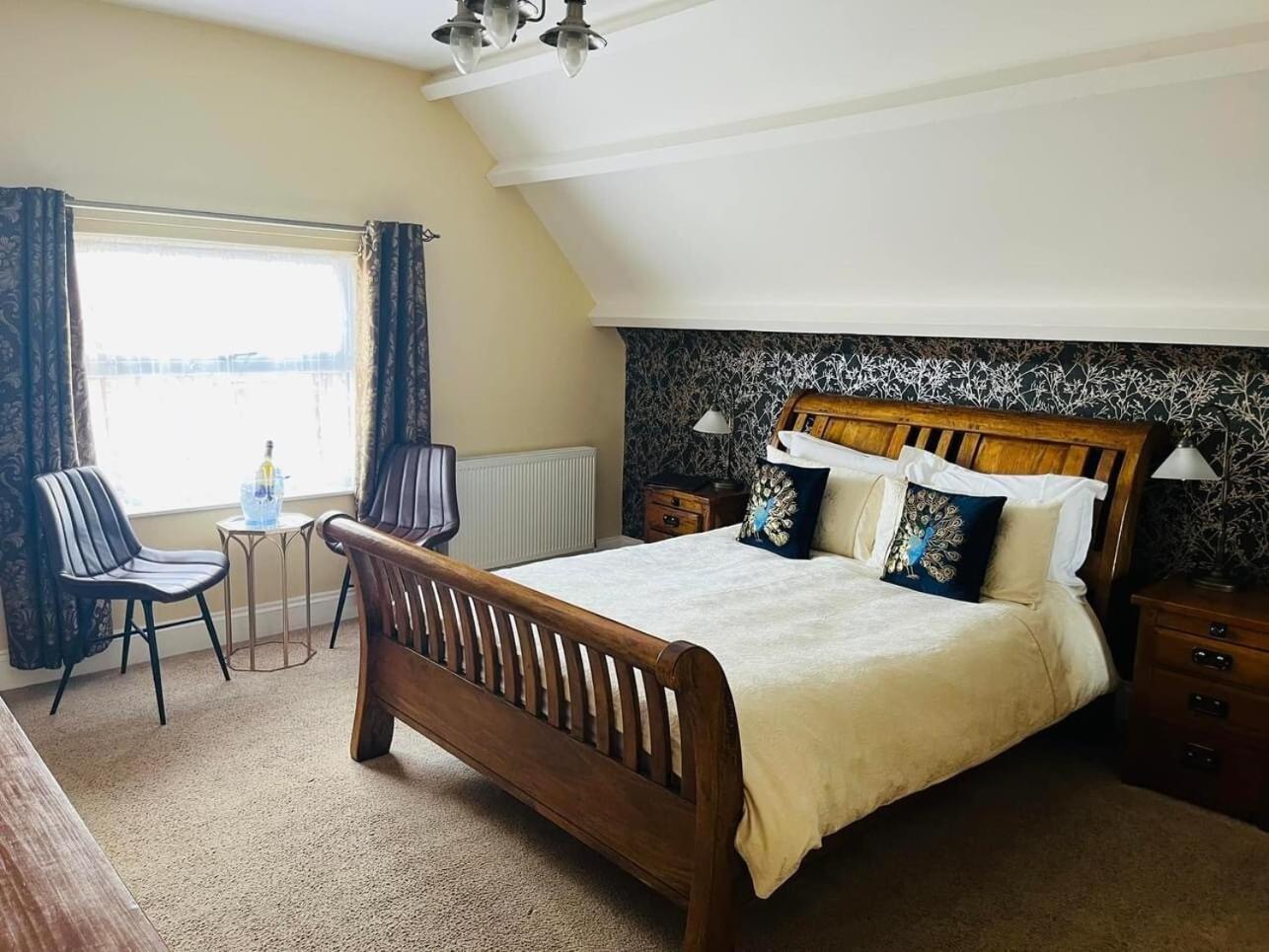Bed and Breakfast Abbotsleigh Of Whitby Exterior foto